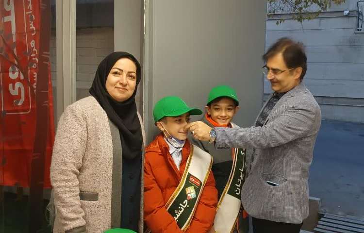 تیم خوش آمد گویی طرح چهارخانه گروه سبز 2