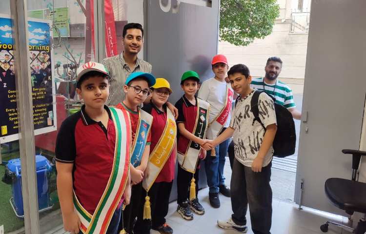 تیم خوش آمد گویی طرح چهار خانه همه گروه ها