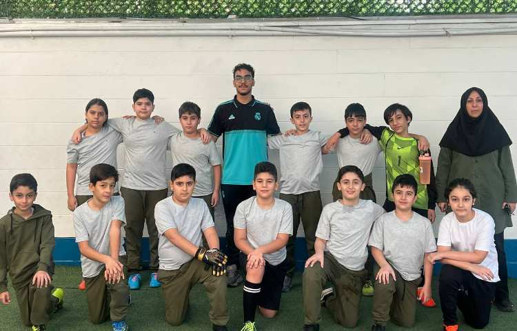 تیم فوتبال دبستان علوی نوین 1