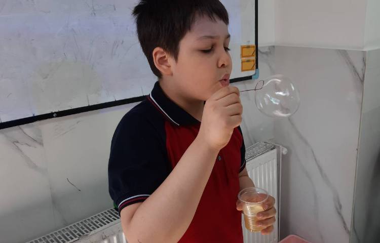 جرم هوای درون بادکنک (حالت مواد) 3