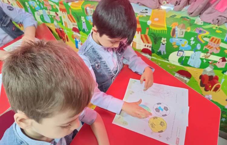 جزوه‌ی هوش، آموزش رنگ سبز (ترکیب رنگ زرد و آبی) 2