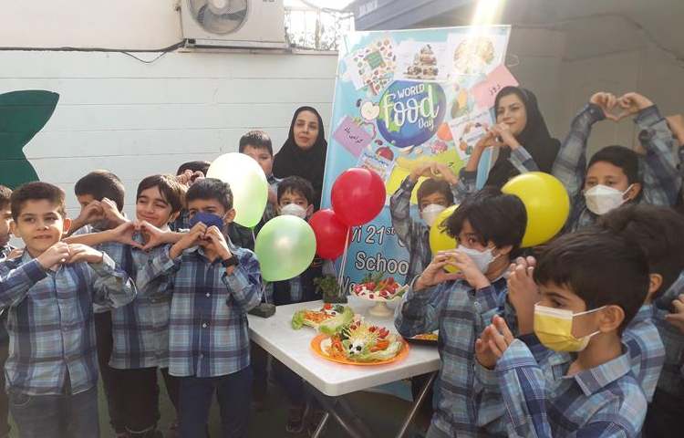 جشنواره غذای سالم دبستان علوی 34