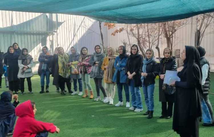 جشنواره غذای سالم و مسابقه ورزشی اولیا به همراه دانش آموزان 13