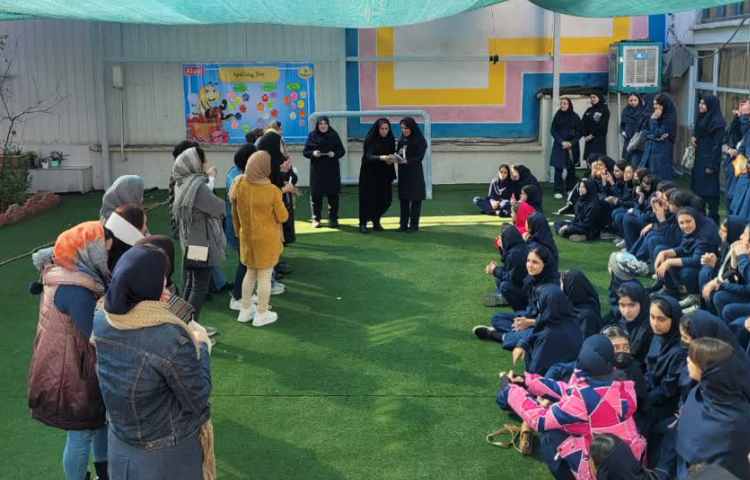 جشنواره غذای سالم و مسابقه ورزشی اولیا به همراه دانش آموزان 9