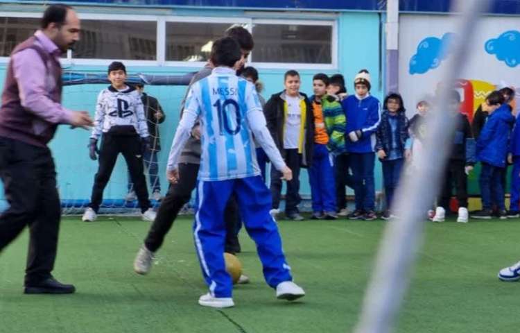 جشنواره ورزشی دانش آموزان دبستان علوی 4