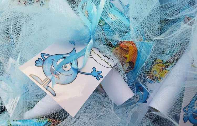 جشن آب دانش آموزان پایه اول دبستان 1