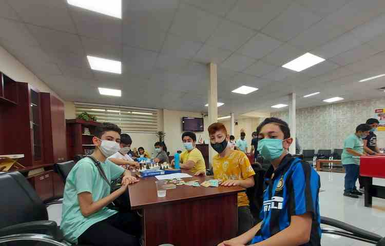 جشن آشنایی با مدرسه دانش آموزان پایه هفتم 21