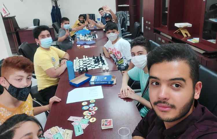 جشن آشنایی با مدرسه دانش آموزان پایه هفتم 25