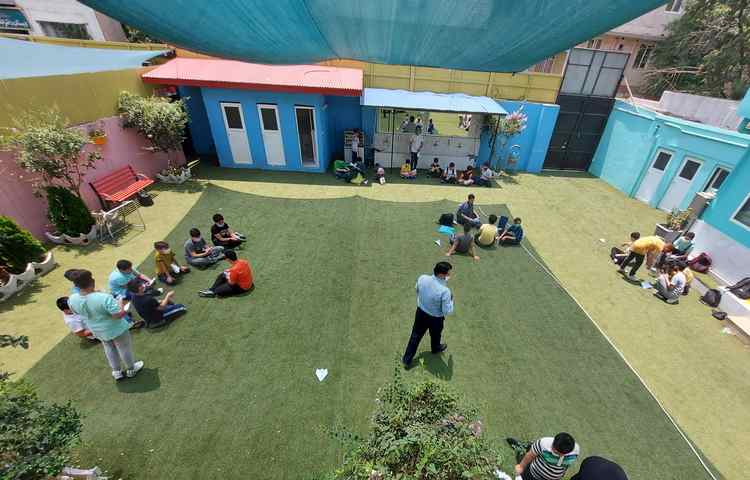 جشن آشنایی با مدرسه دانش آموزان پایه هفتم 27