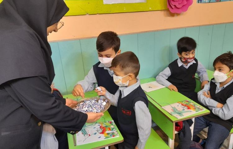 جشن آغاز آموزش قرآن در پایه اول 4