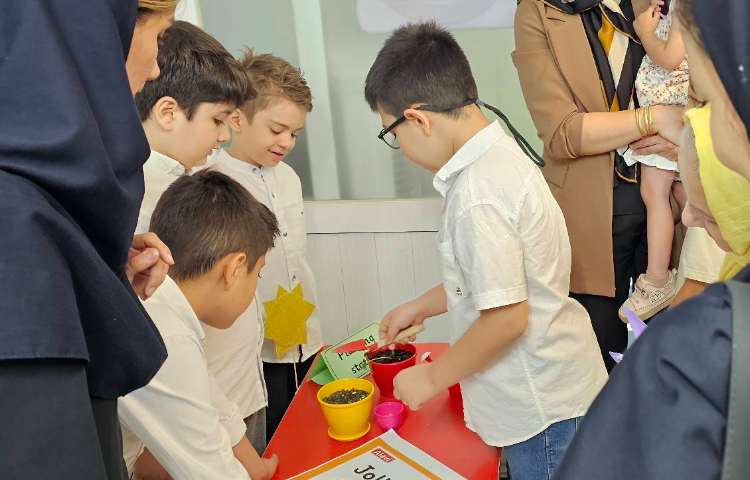 جشن اختتامیه پایه دوم و سوم 52