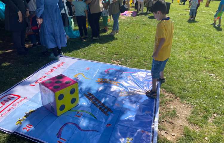 : جشن اختتامیه پایگاه تابستانی 8