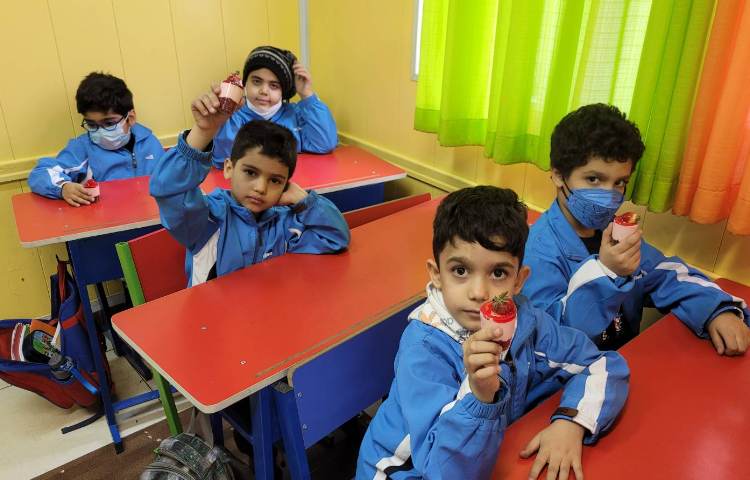 :جشن اسم آراد، کلاس انگور 3