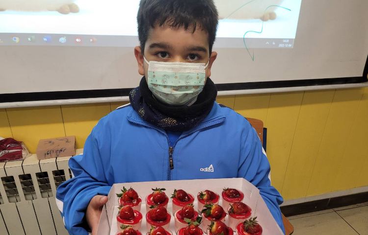 :جشن اسم آراد، کلاس انگور 5