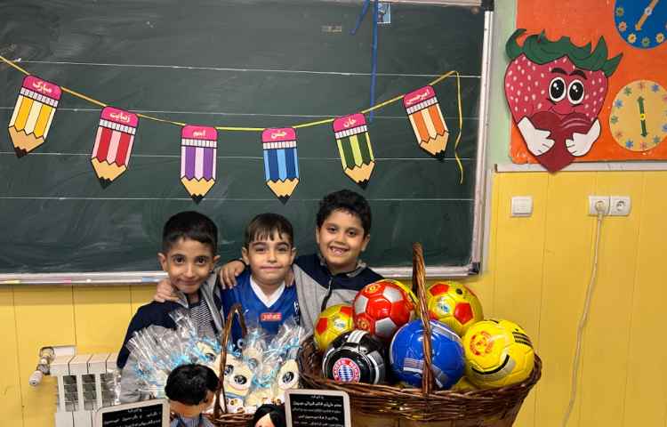 جشن اسم آقایان محمدصدرا عزیزی ، امیرحسین کرمی و محمد حسام ذوالفقاری