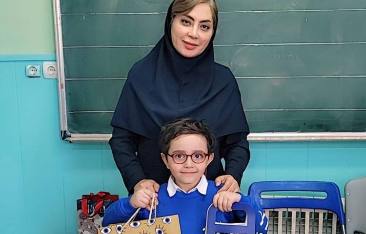 جشن اسم آقای آراز با تشکر از خانواده ی عزیز عسگرزاده 6