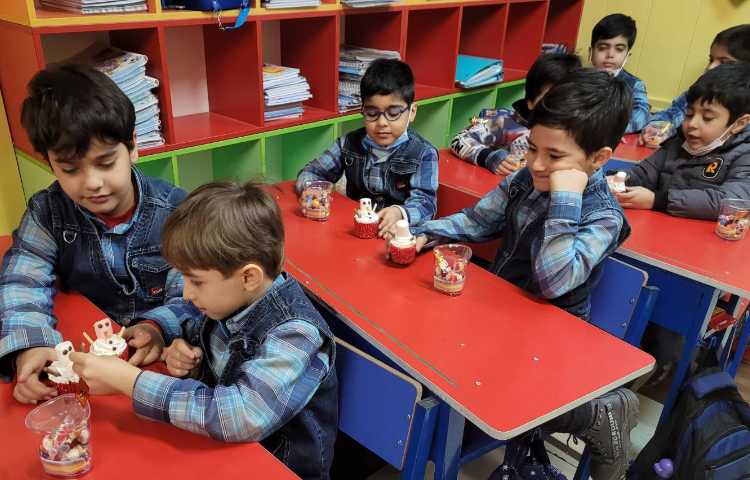 :جشن اسم آقای آرش رجایی، کلاس انگور 1