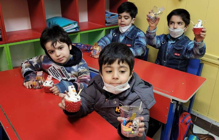 :جشن اسم آقای آرش رجایی، کلاس انگور 6