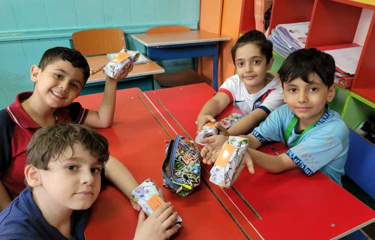 جشن اسم آقای آریو با تشکر از خانواده ی عزیز حسنی 7