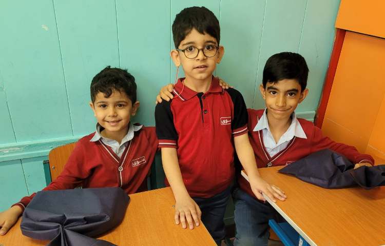 جشن اسم آقای امیرمحمود با تشکر از خانواده ی عزیز شهبازی نیا 3