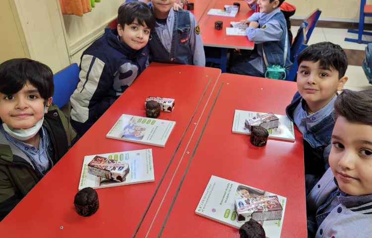 جشن اسم آقای دانیال علی عسکری 6