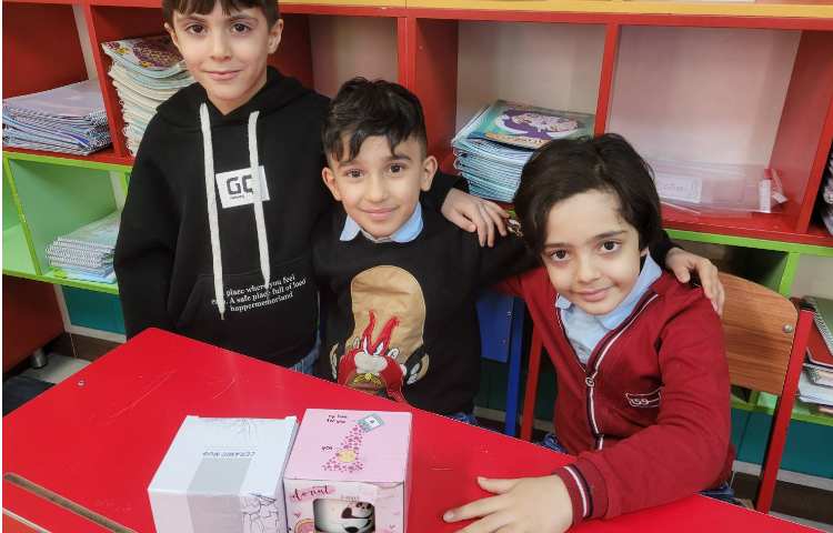 جشن اسم آقای رادمهر،با تشکر از خانواده ی عزیز درویشی نیا 7