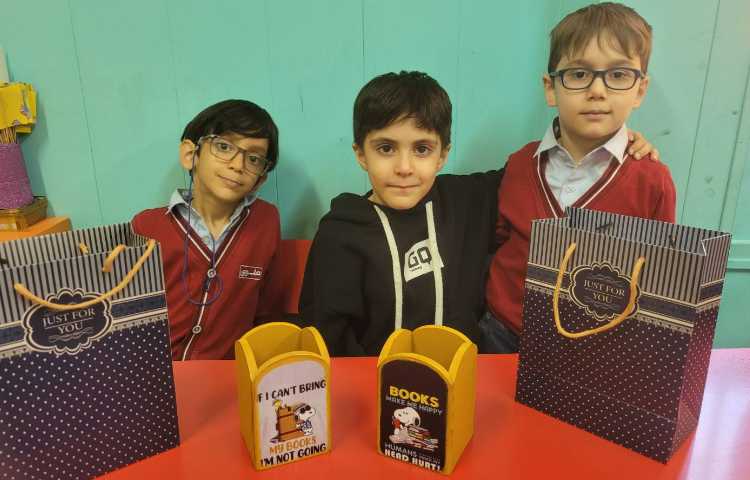 جشن اسم آقای مهرسام،با تشکر از خانواده ی عزیز محمدزمانی ها 2