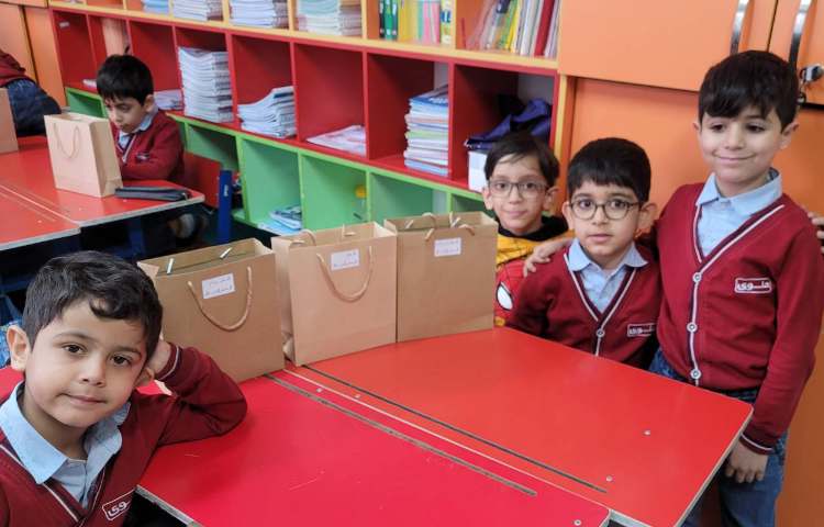 جشن اسم آقای کسری و جشن نشانه ی "گ" با تشکر از خانواده ی عزیز سلطانی 4