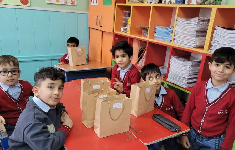 جشن اسم آقای کسری و جشن نشانه ی "گ" با تشکر از خانواده ی عزیز سلطانی 5