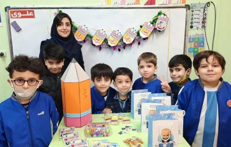 جشن اسم دانش آموزان پایه اول 3