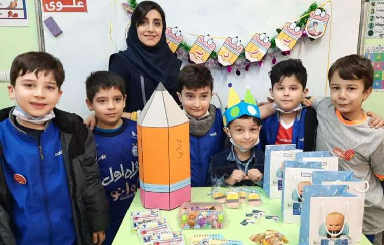 جشن اسم دانش آموزان پایه اول 5