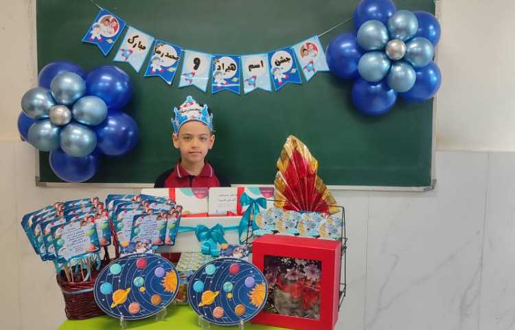 جشن اسم ( هیراد،محمدرضا) در کلاس برگزار شد 3