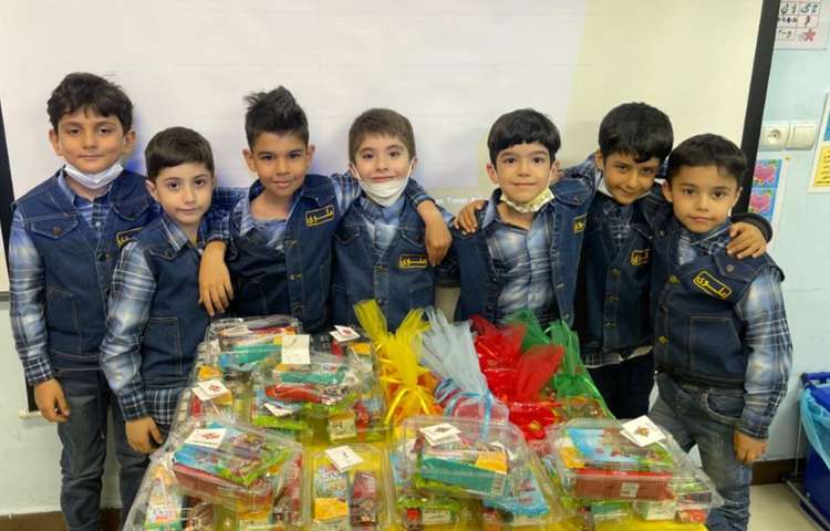 جشن اسم و آموزش نشانه ض دانش آموزان اول دبستان علوی 5