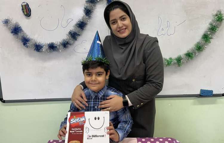 جشن اسم و تولد دانش آموزان پایه اول دبستان 1