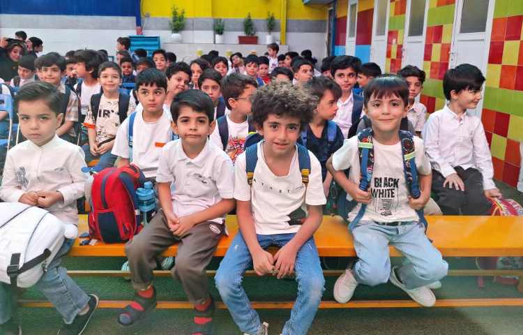 :جشن افتتاحیه فعالیت های تابستانی 16