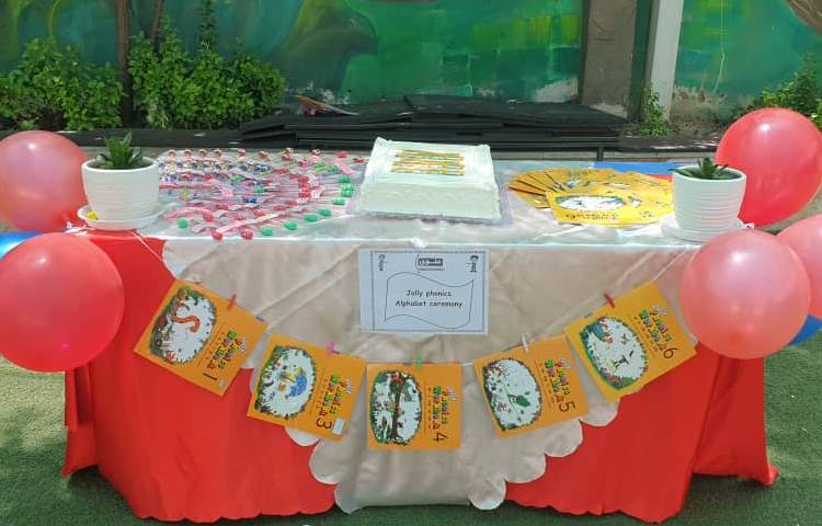 جشن الفبای زبان پسران عزیز پایه اول 4