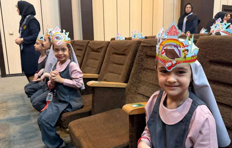 جشن الفبا و سلام دبستان 42