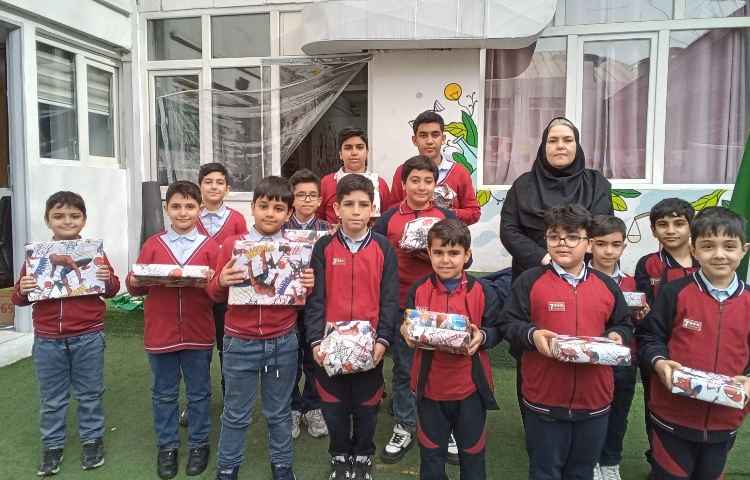 جشن انقلاب و اهدا جوایز برگزیدگان مسابقات هنری و علمی 12