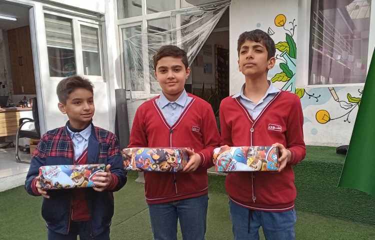 جشن انقلاب و اهدا جوایز برگزیدگان مسابقات هنری و علمی 13