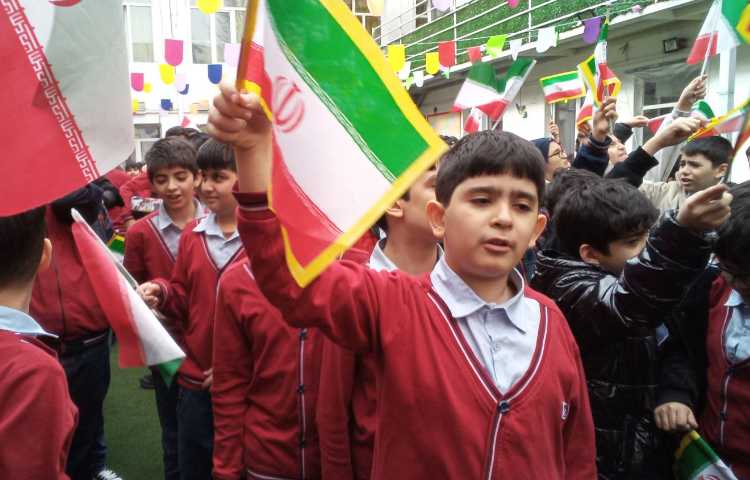 جشن انقلاب و اهدا جوایز برگزیدگان مسابقات هنری و علمی 6