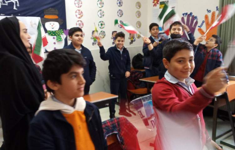 جشن انقلاب 11