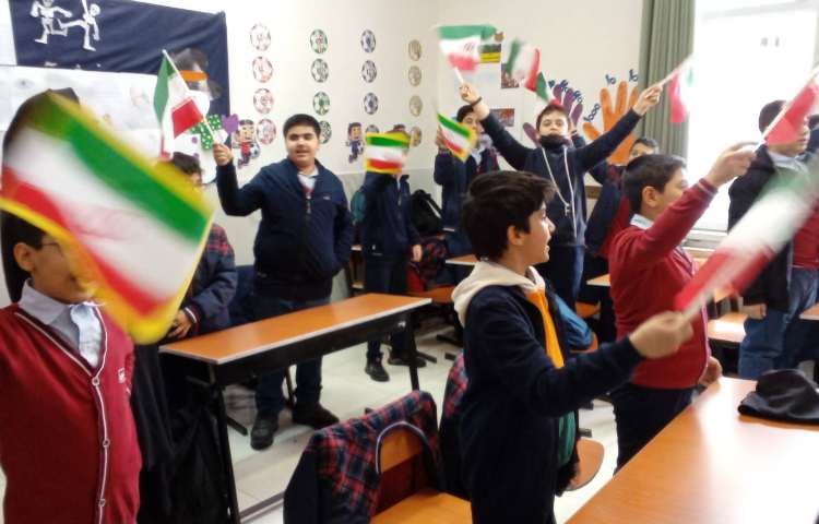 جشن انقلاب 12