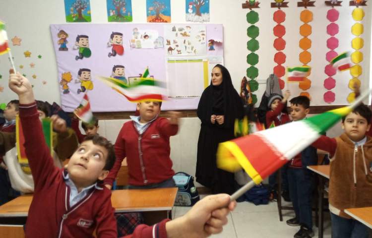 جشن انقلاب 15