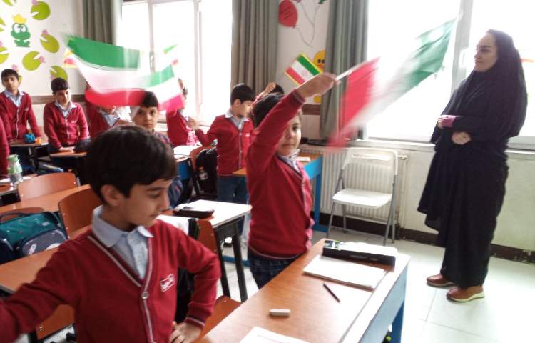 جشن انقلاب 9