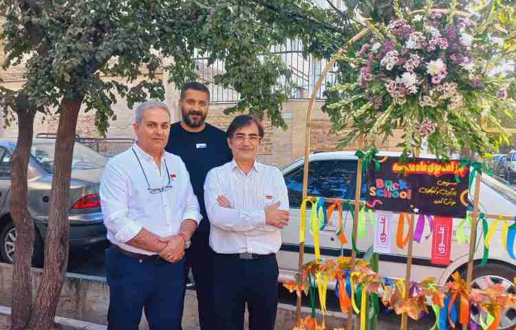 جشن بازگشایی دبستان علوی 17