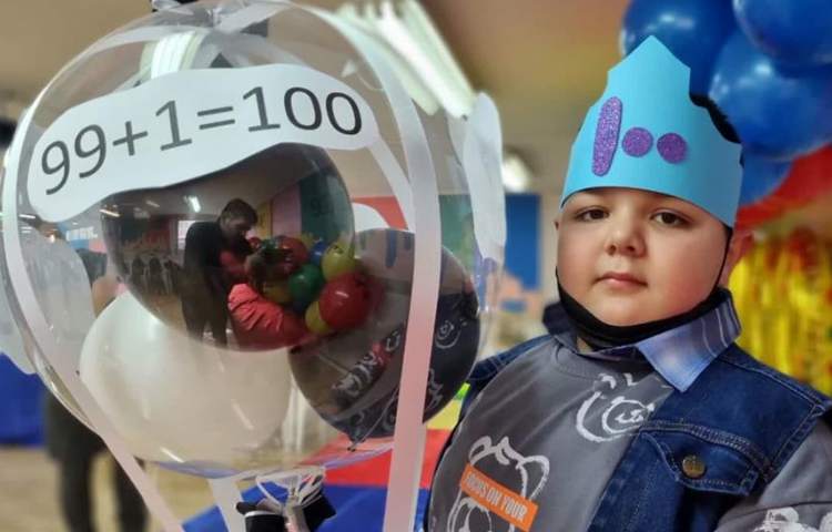 جشن با شکوه یادگیری عدد 100 دانش آموزان پایه دوم 10