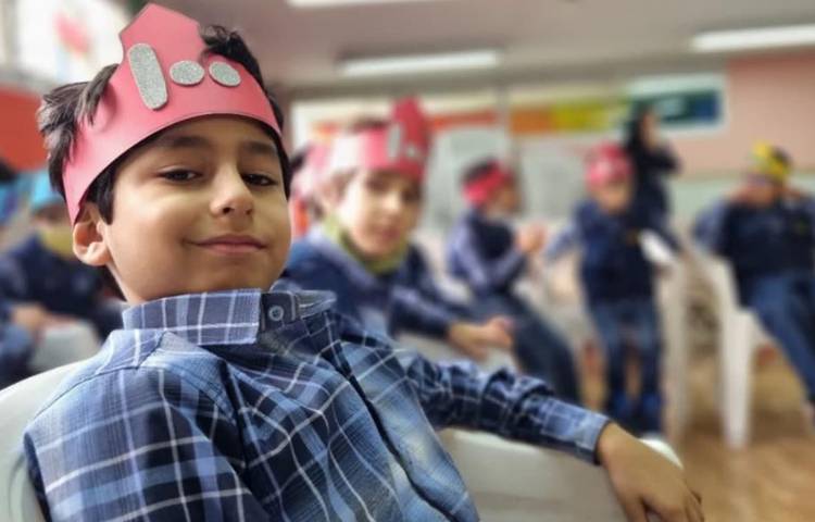 جشن با شکوه یادگیری عدد 100 دانش آموزان پایه دوم 14