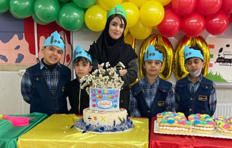 جشن با شکوه یادگیری عدد 100 دانش آموزان پایه دوم 29