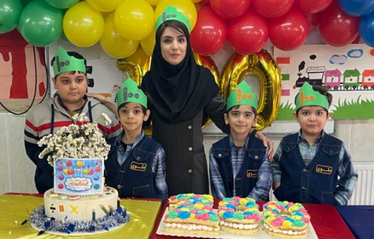 جشن با شکوه یادگیری عدد 100 دانش آموزان پایه دوم 30