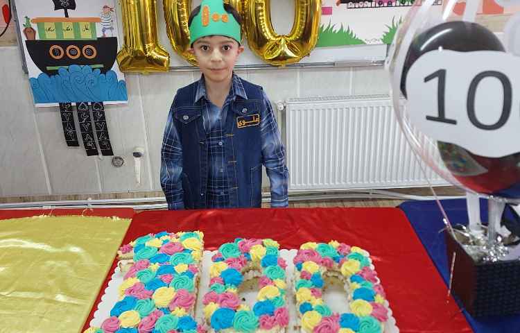 جشن با شکوه یادگیری عدد 100 دانش آموزان پایه دوم 34